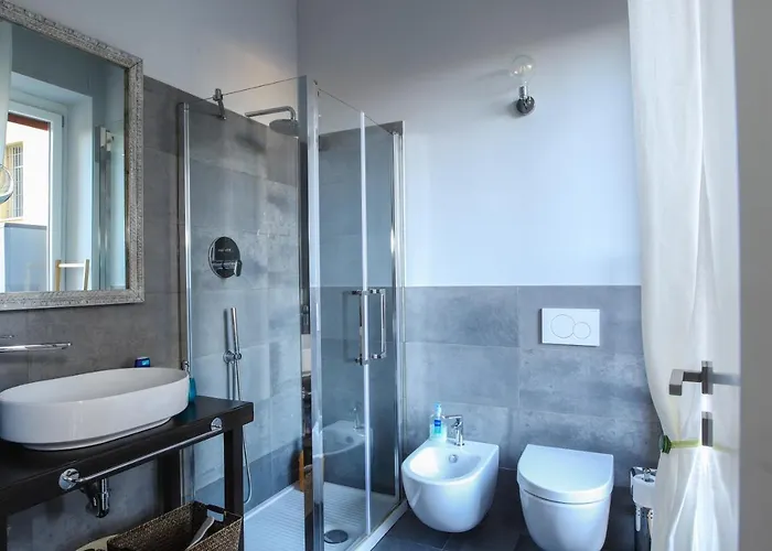 Close To Food And Shopping Apartment Bologna