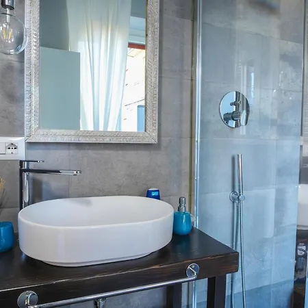 Close To Food And Shopping