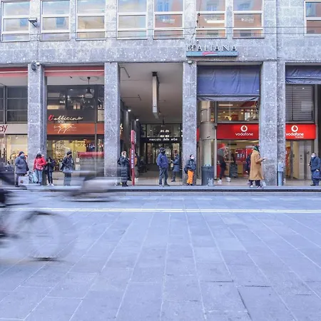 Close To Food And Shopping